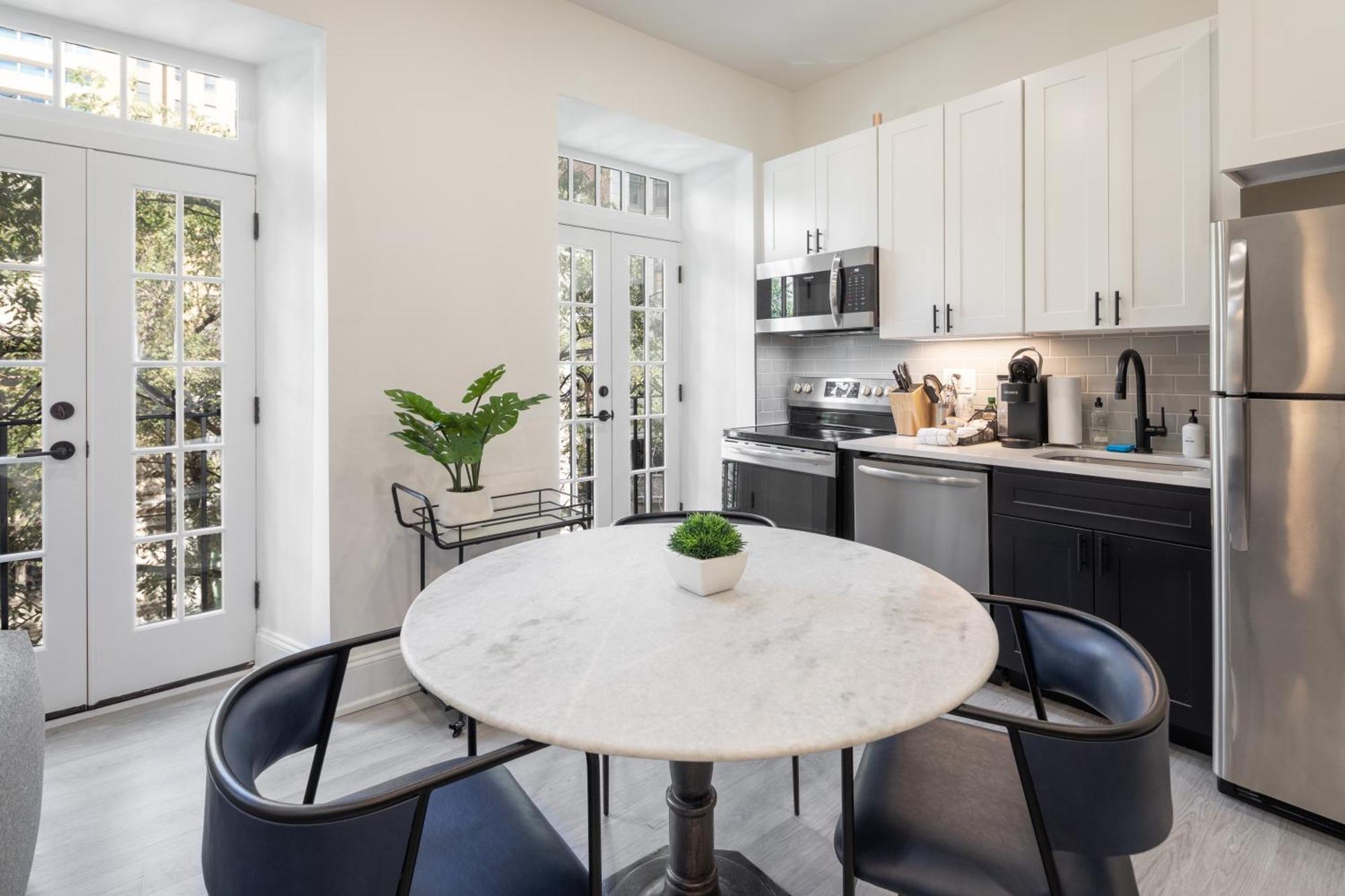 فيلادلفيا Sosuite At French Quarters - Rittenhouse Square المظهر الخارجي الصورة